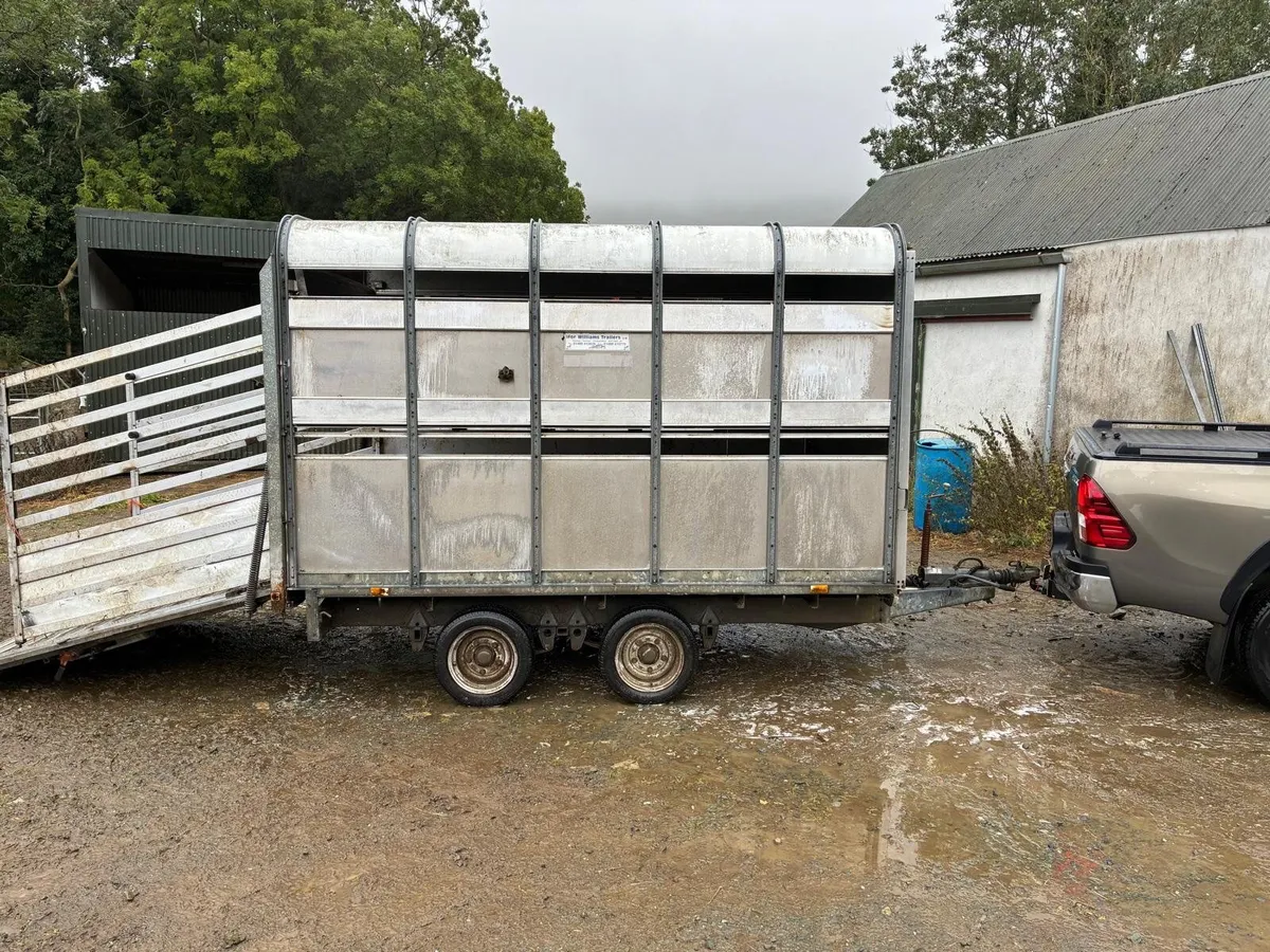 Livestock trailer - Image 1