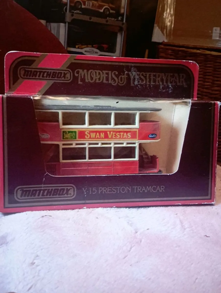 MATCHBOX -MODLES OF YESTYEAR  Y-15 PRETON 1986 BUS - Image 1