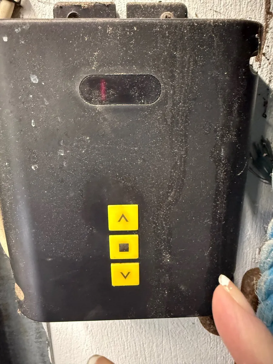 Remote control Electric garage door - Image 4