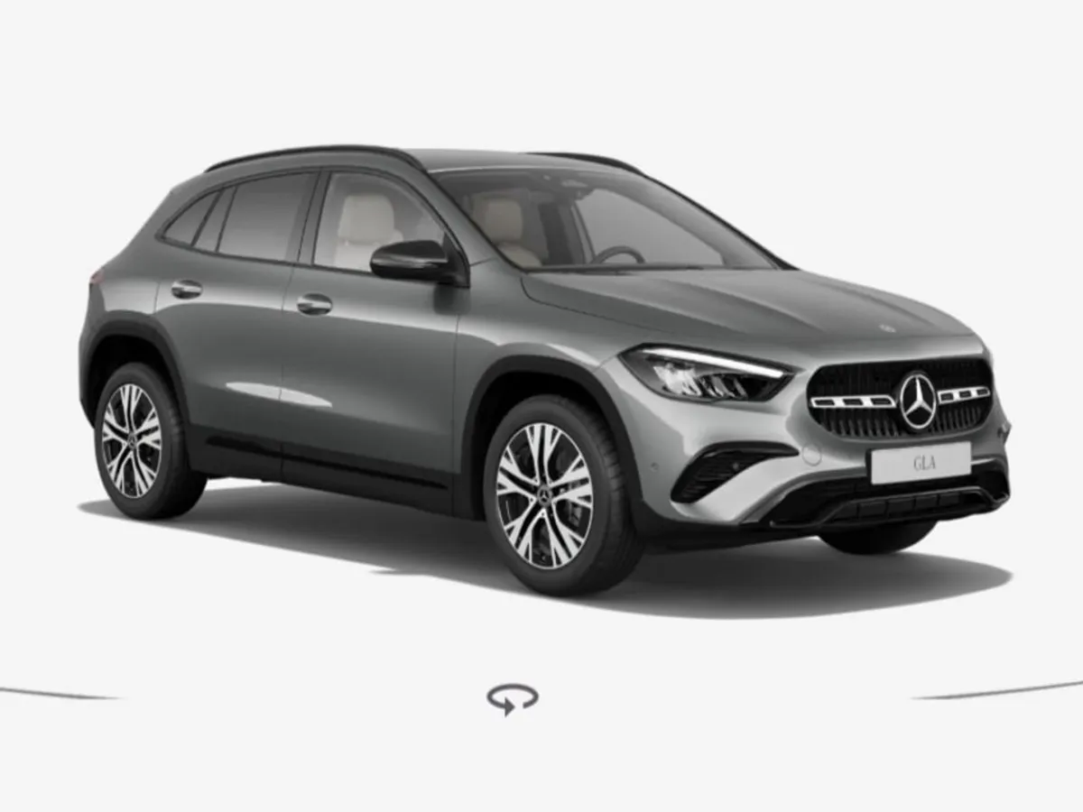 Mercedes-Benz GLA Class 180d Progressive Night Pa - Image 4