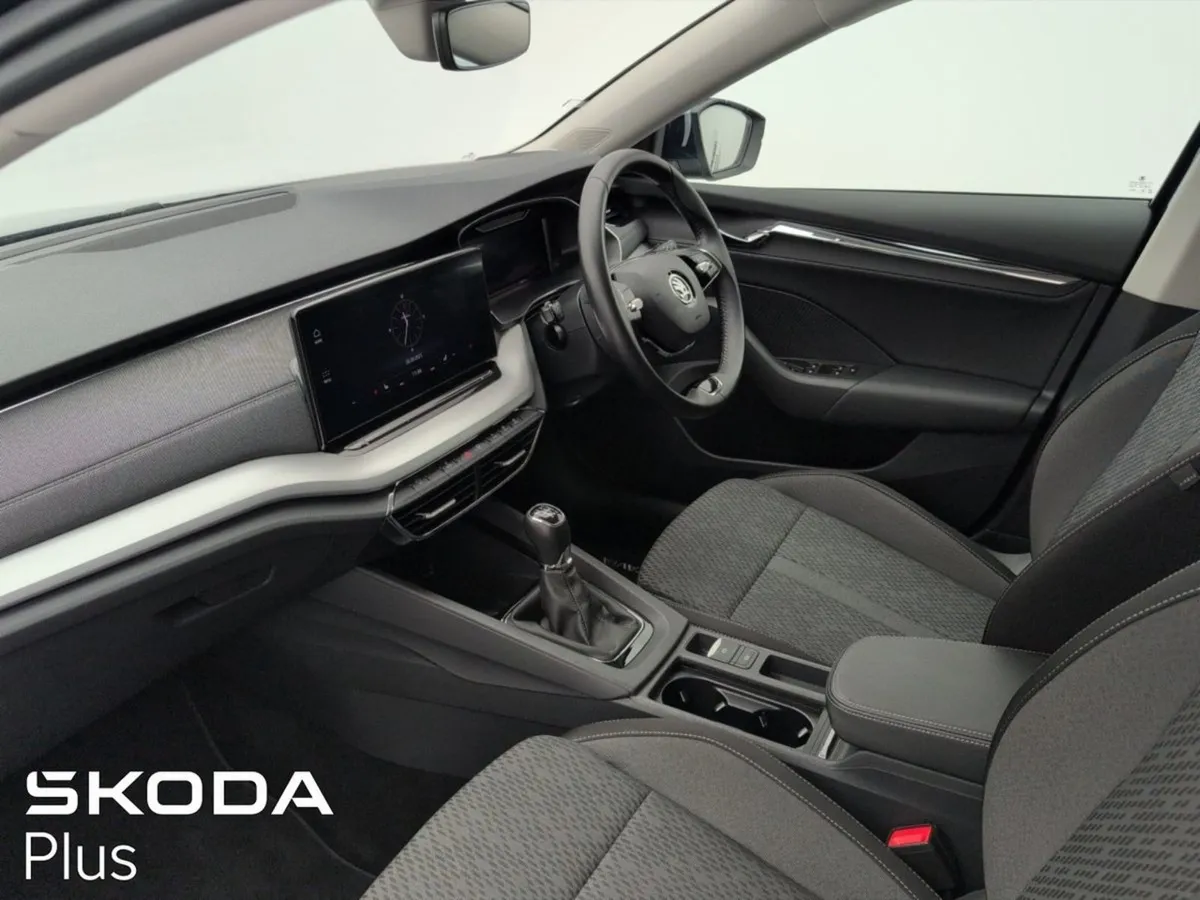 Skoda Octavia Style 2.0tdi 115HP - Image 4