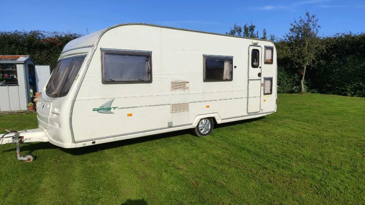 Caravan 6 Berth - Image 1