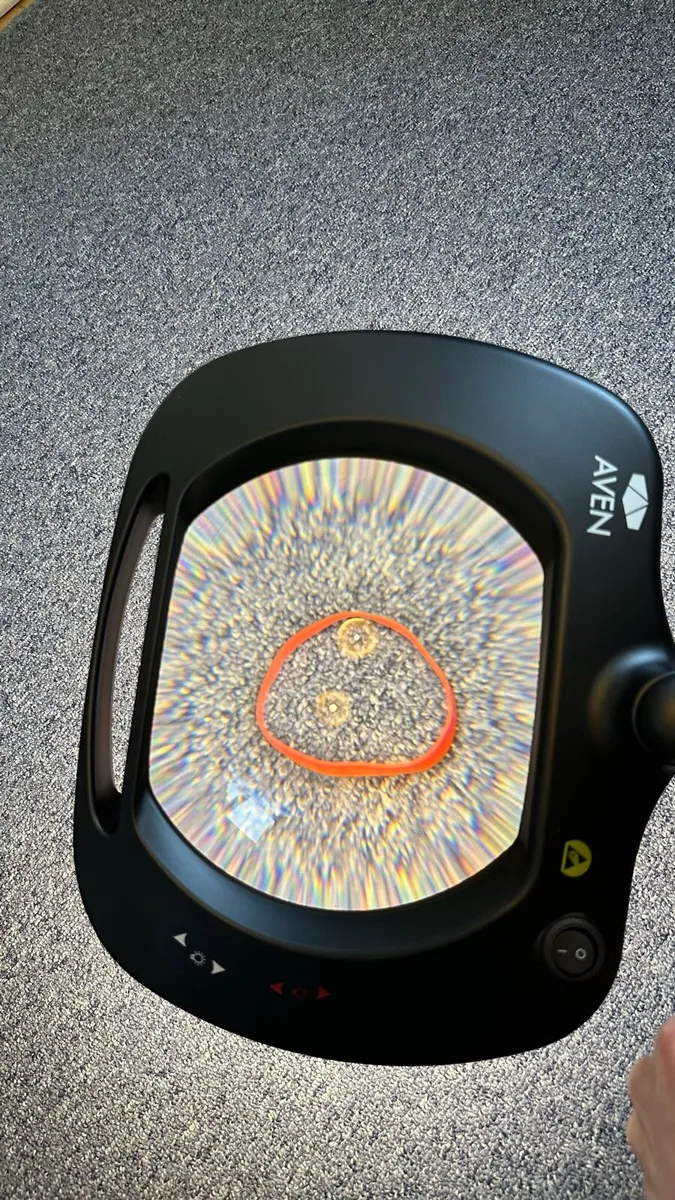 Magnifying Illuminated Desk Lamp - Image 3