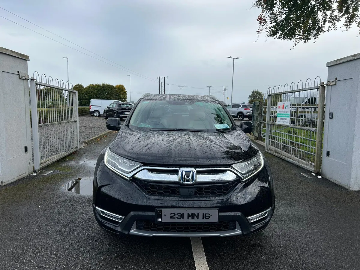 Honda CR-V Executive AWD 2023 - Image 2