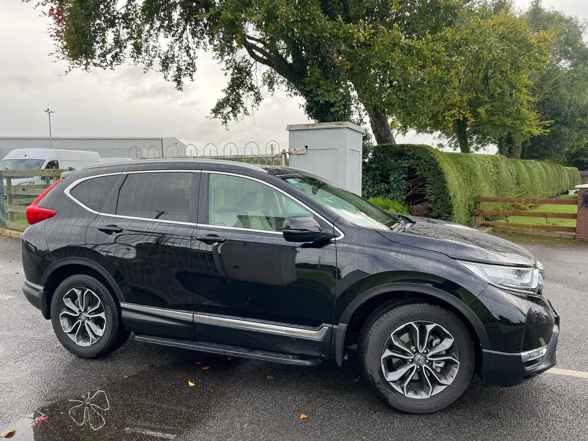 Honda CR-V Executive AWD 2023 - Image 3