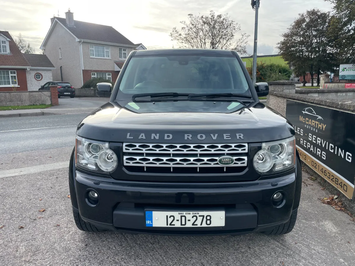 Land Rover Discovery 4 Crewcab - Image 3