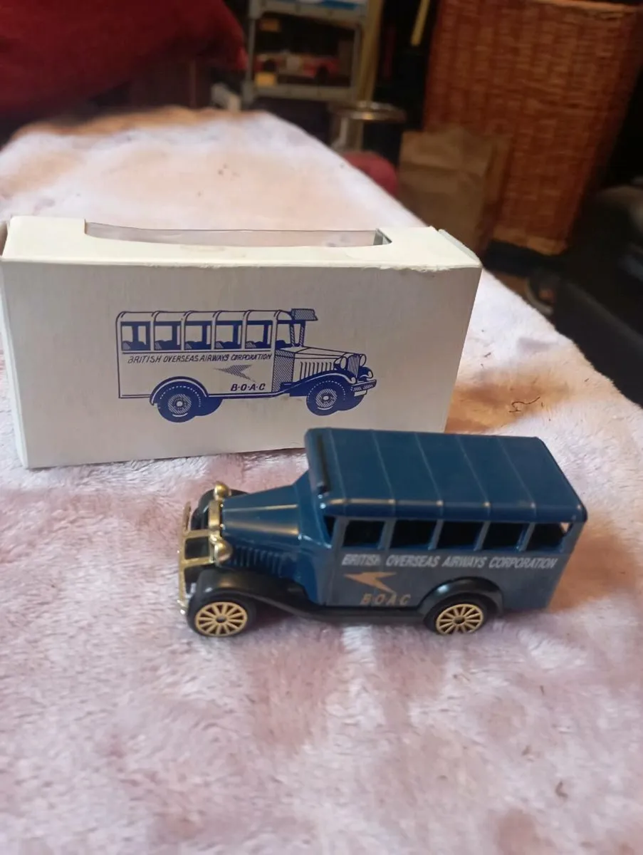 CORGI 1-36 SCALE DIE-CAST MODLE B-O-A -C  BUS. - Image 2