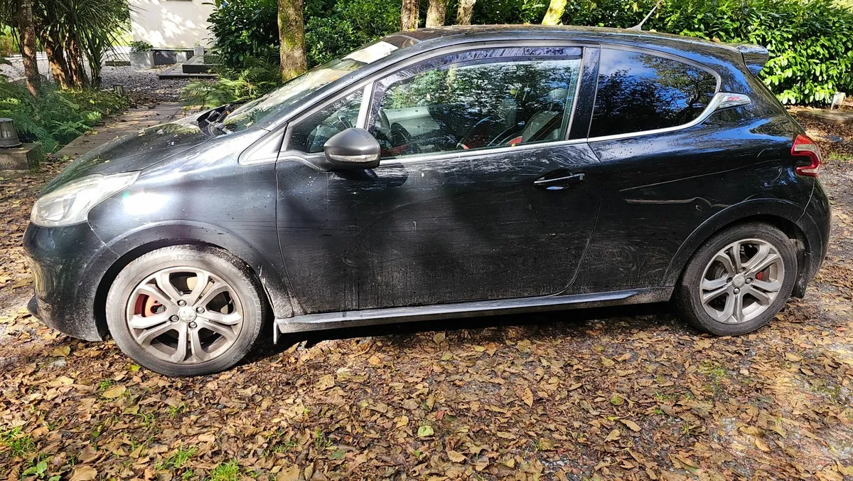 Peugeot 208 2013 GTI - Image 2