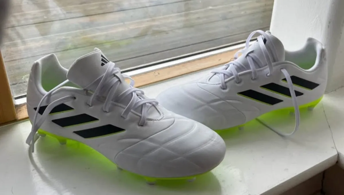 Adidas  Leather Football Boots Size 9 - Image 2