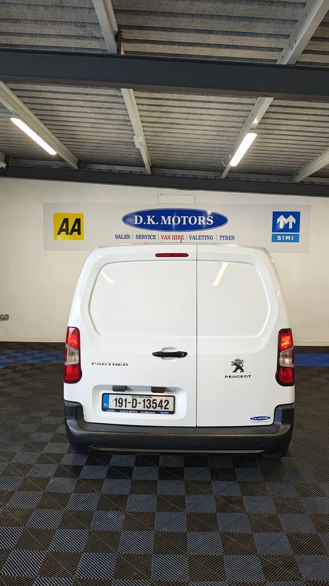 PEUGEOT PARTNER - Image 2