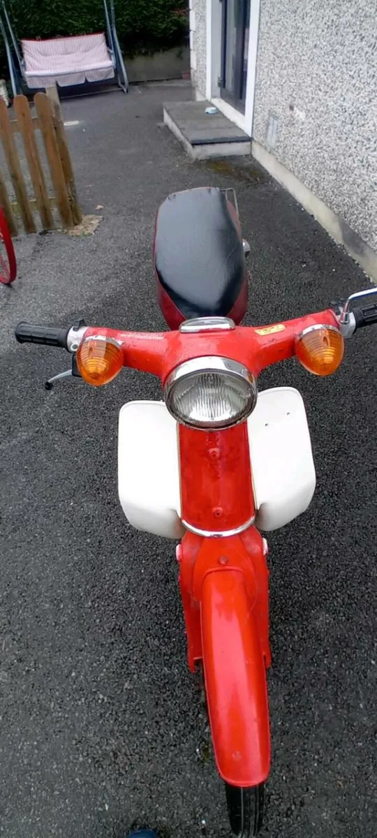 Honda C50 - Image 4