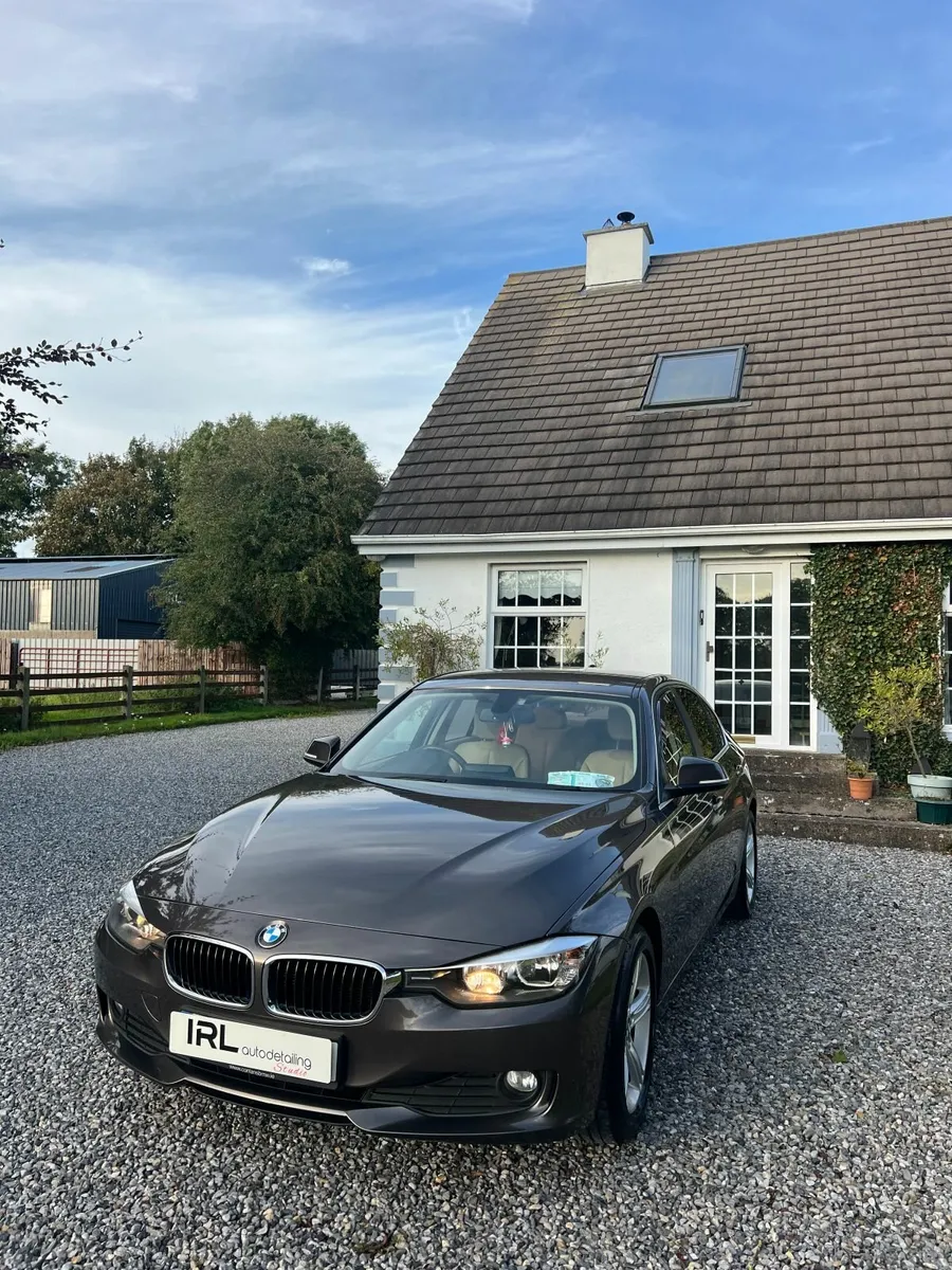 BMW 3-Series 2014 - Image 2
