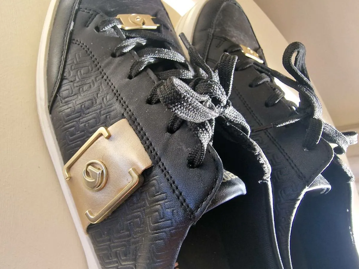 Remonte black fashion trainers sz 8 or 42 - Image 4