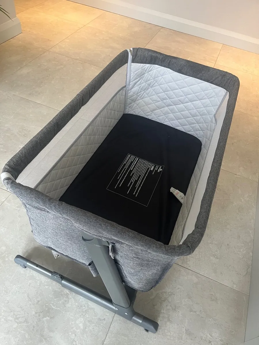 Co sleeper - Image 3