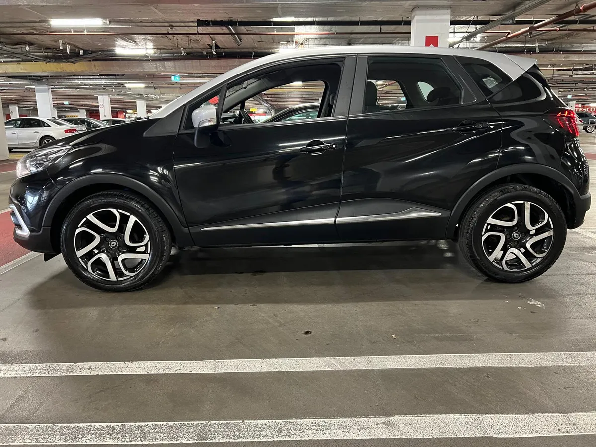 2018 RENAULT CAPTUR Nct & Tax - Image 4