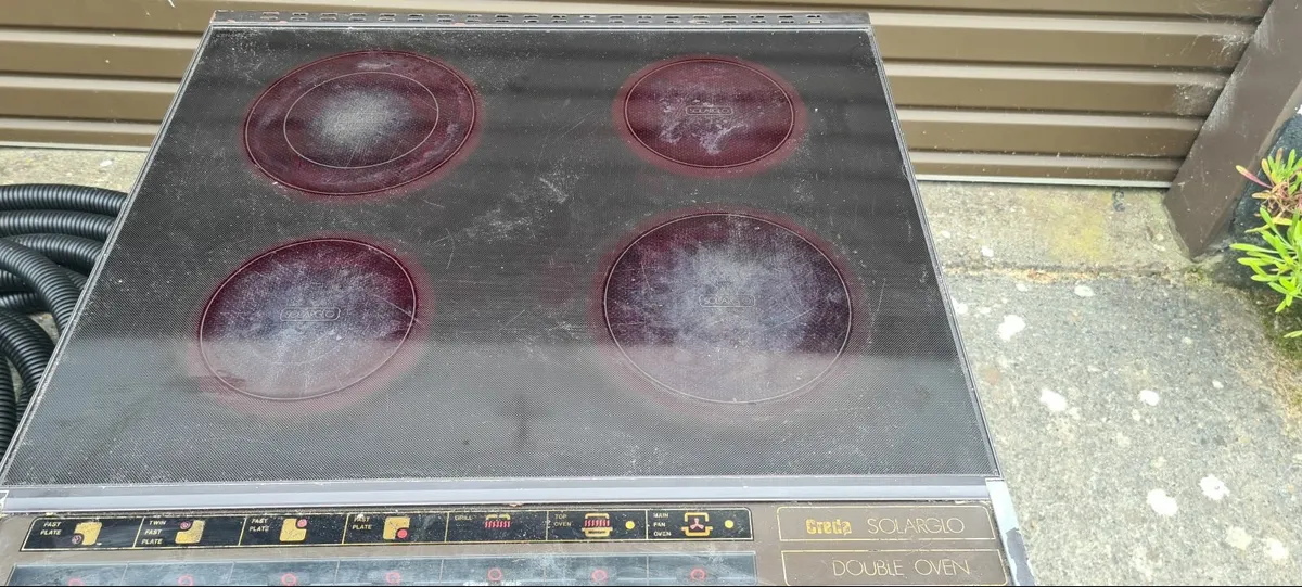 Electric cooker - Image 2
