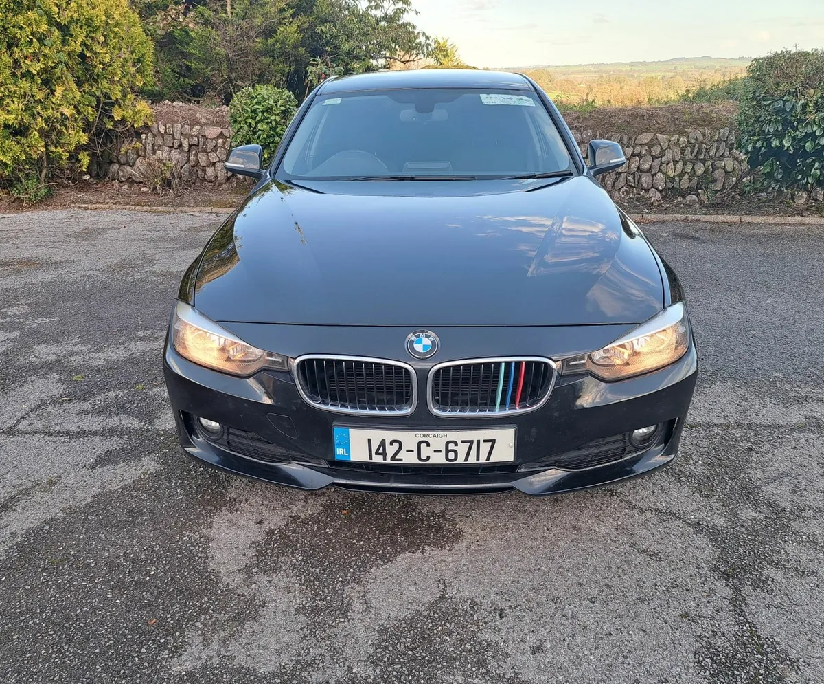 BMW 3-Series 2014 - Image 2