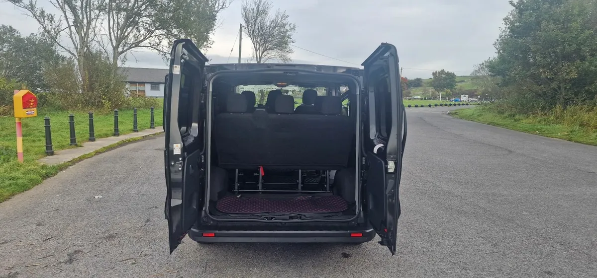 Renault Trafic 2016 - Image 3