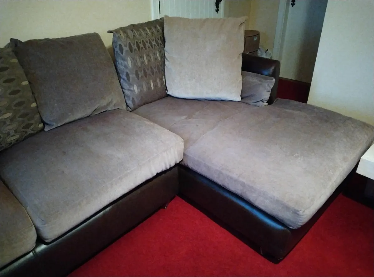 Sofa - Image 2