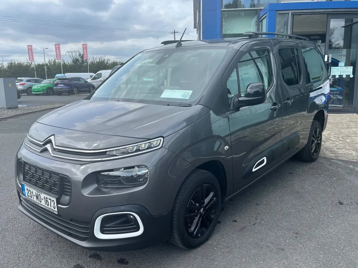 Citroen Berlingo 2023, WAV, Taxi Spec - Image 2