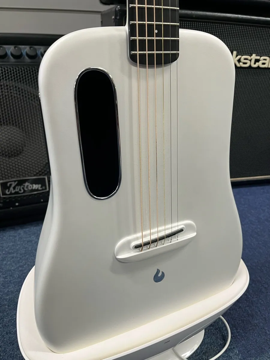 Lava ME3 Carbon Smart Guitar - Image 1