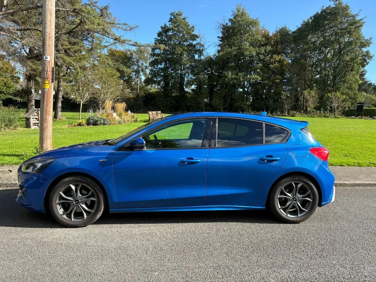 Ford Focus ST-Line Ecoboost 2019 - Image 1