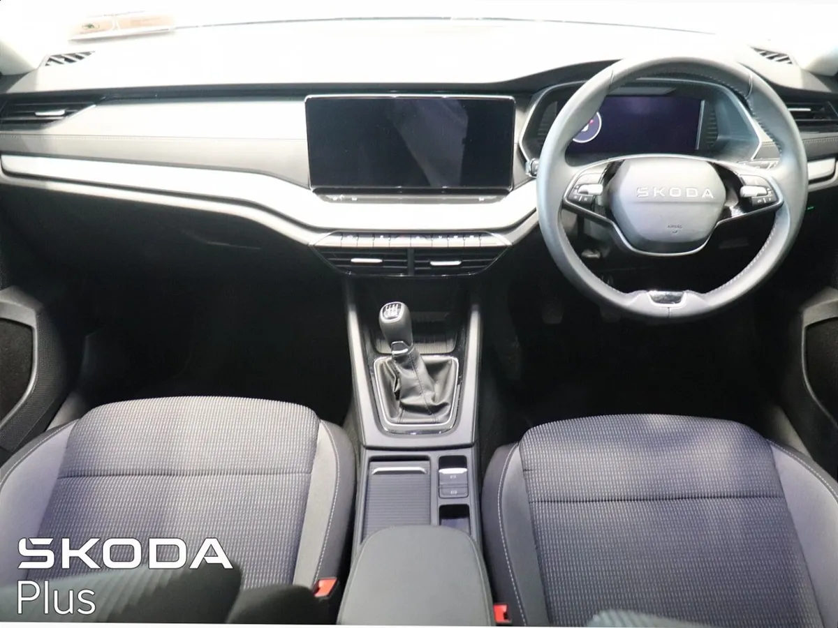 Skoda Octavia Selection 2.0TDI 115HP - Image 2