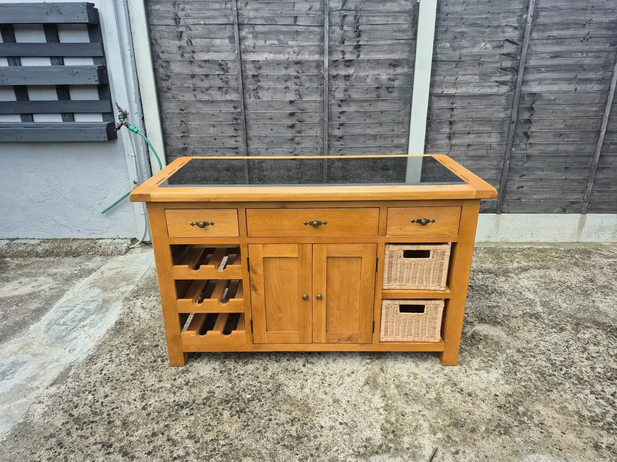Kitchen island - Image 3