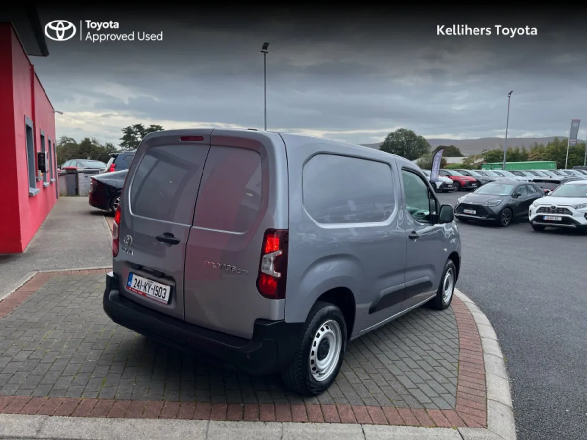 Toyota Proace City - Image 2
