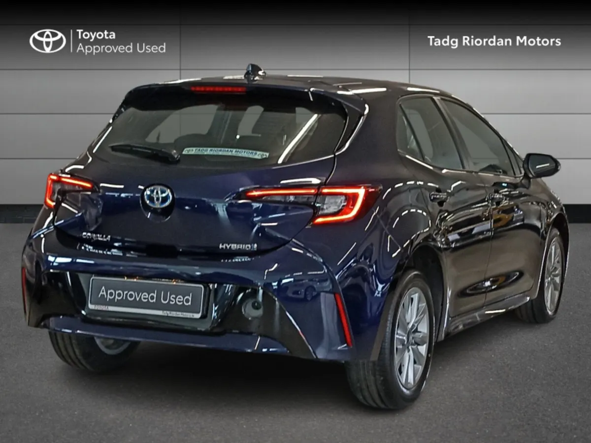 Toyota Corolla HYBRID LUNA H/B - Image 2