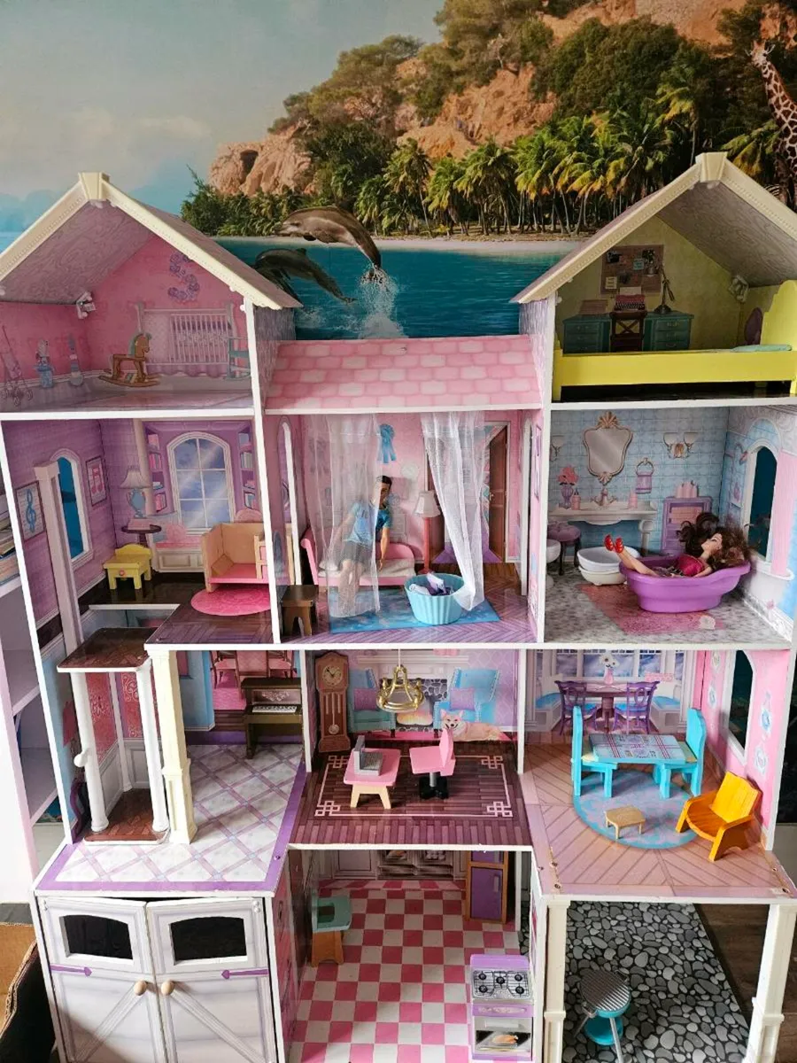 Dolls House - Image 2