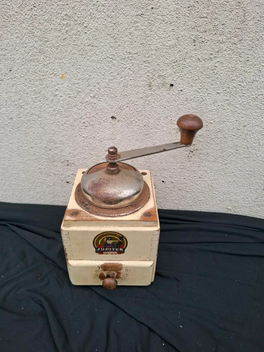 Jupiter old coffee grinder