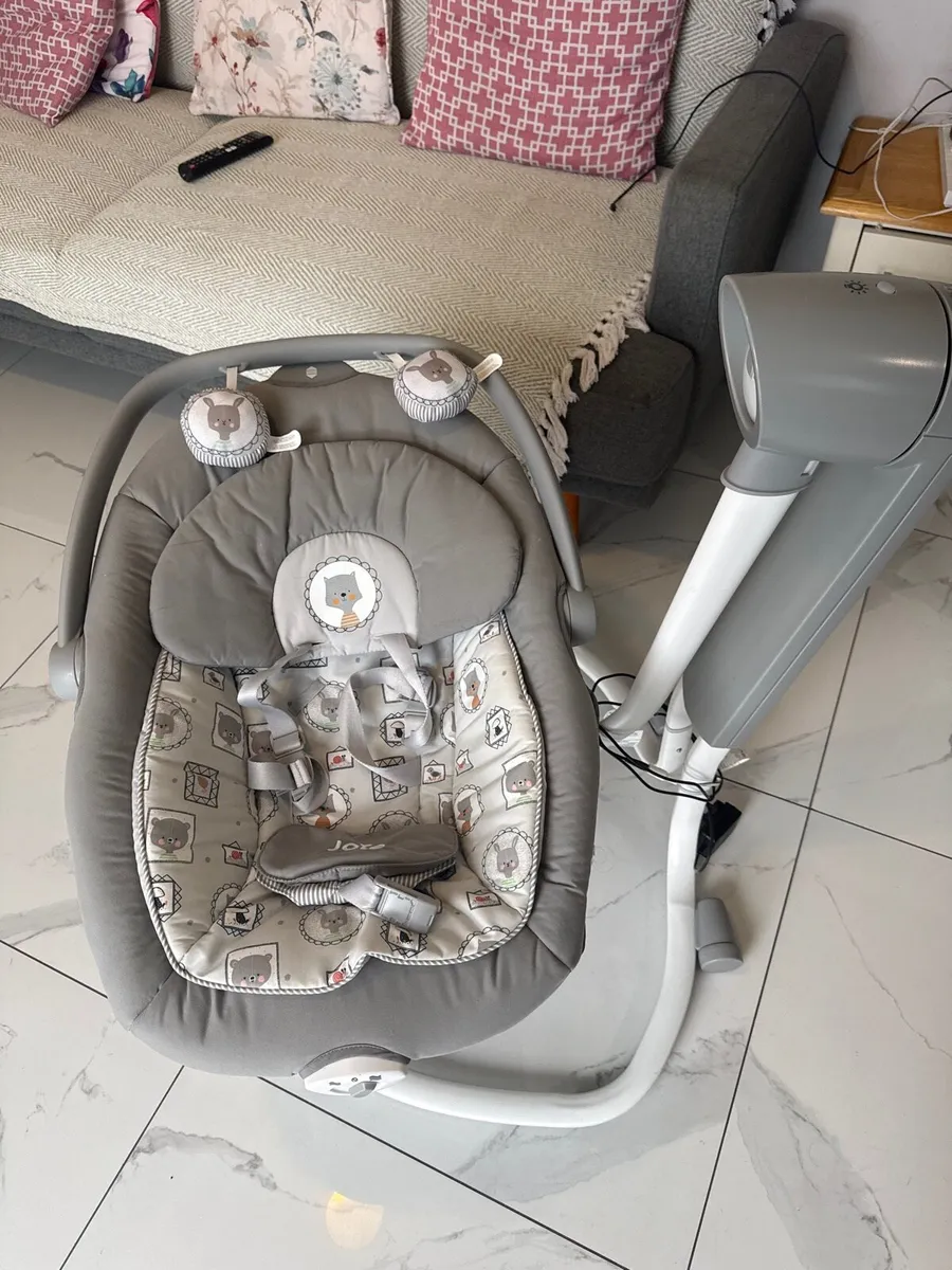 Baby swing 👩‍🍼 - Image 2