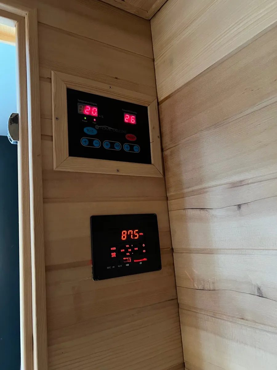 Sauna - Image 2