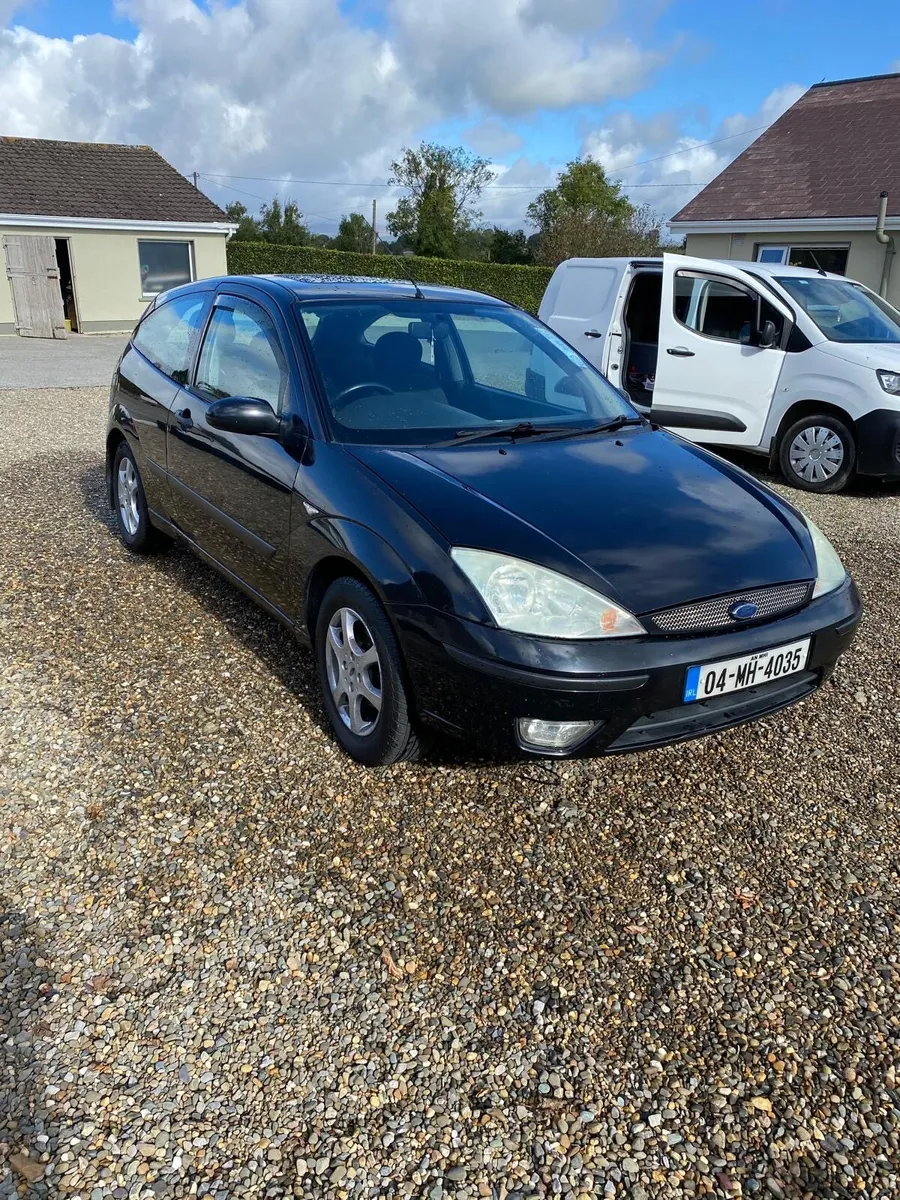 04 2 door focus 1.4 - Image 2