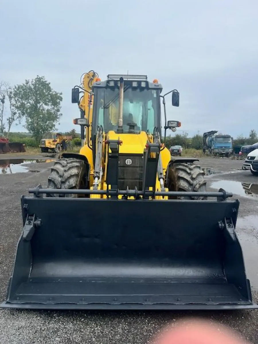 2010 New Holland B115B Backhoe Loader - Image 1