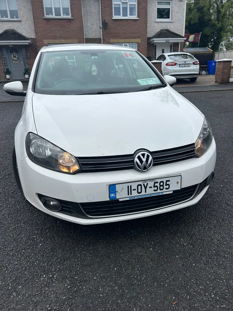 Volkswagen Golf 2011 - Image 1