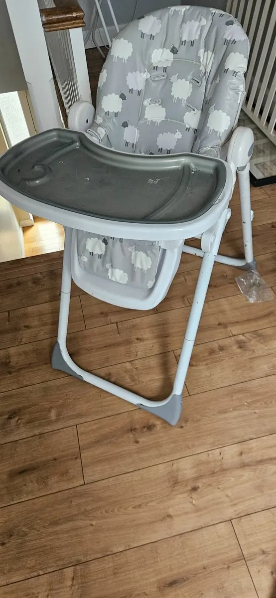 High chair - Image 2