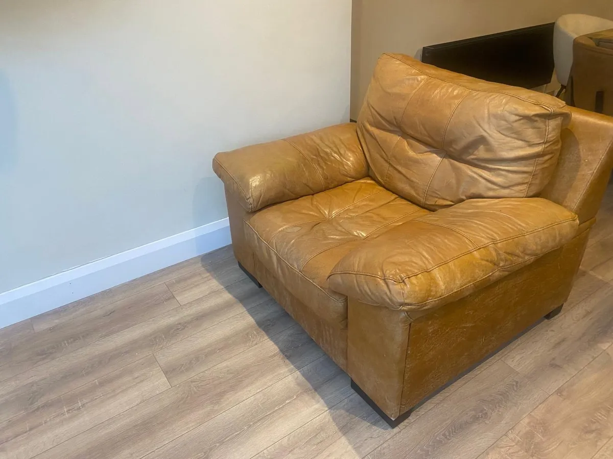 Leather couch for sale - Image 3