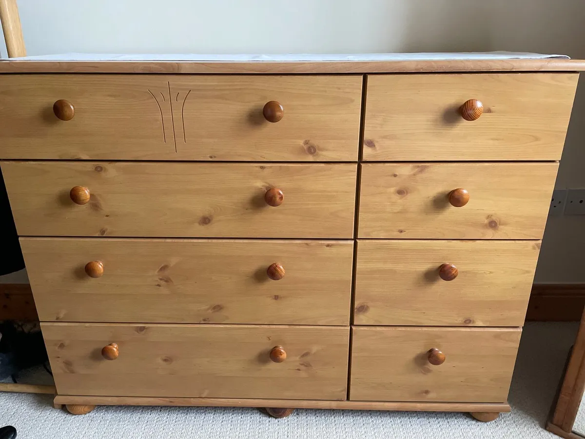 2 Bed side Tables and chest of drawers. - Image 2