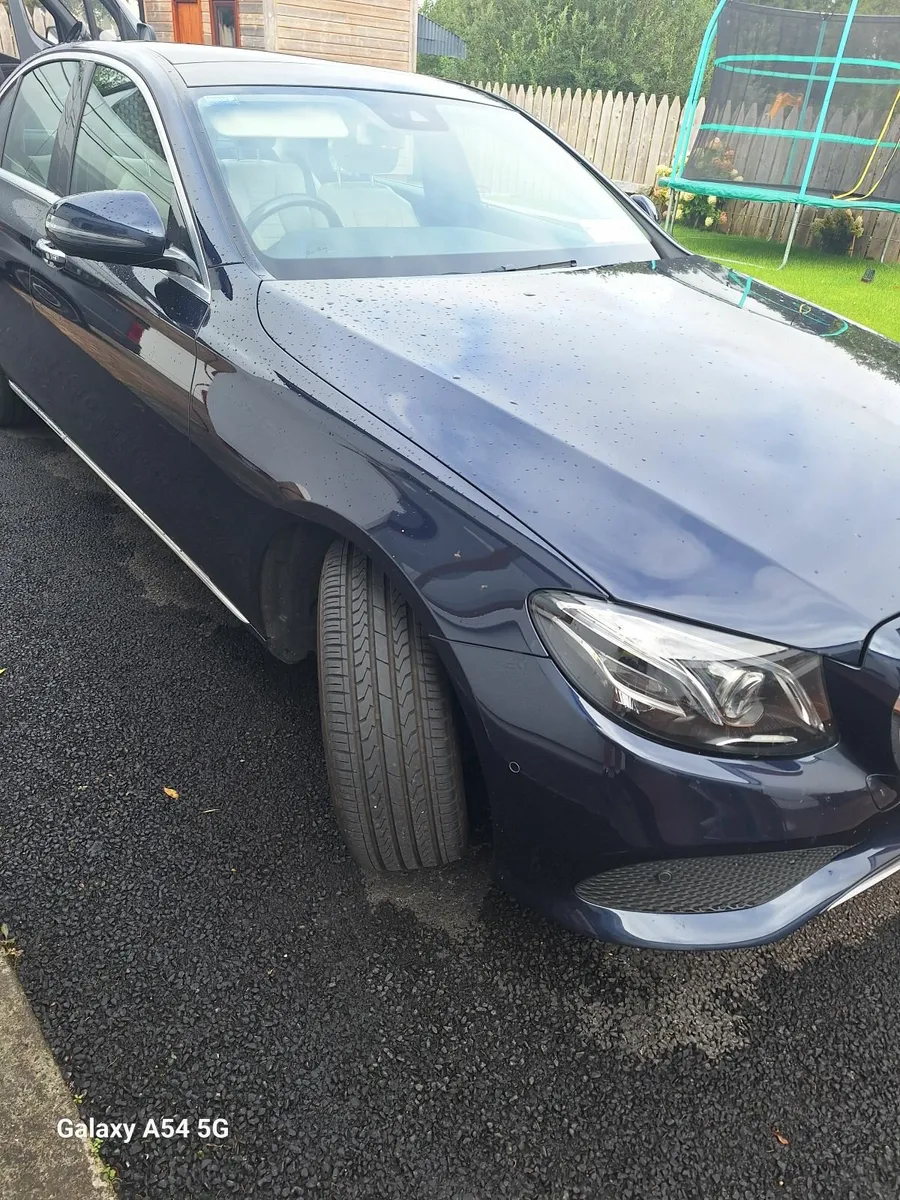 Mercedes-Benz E-Class 2017 - Image 2