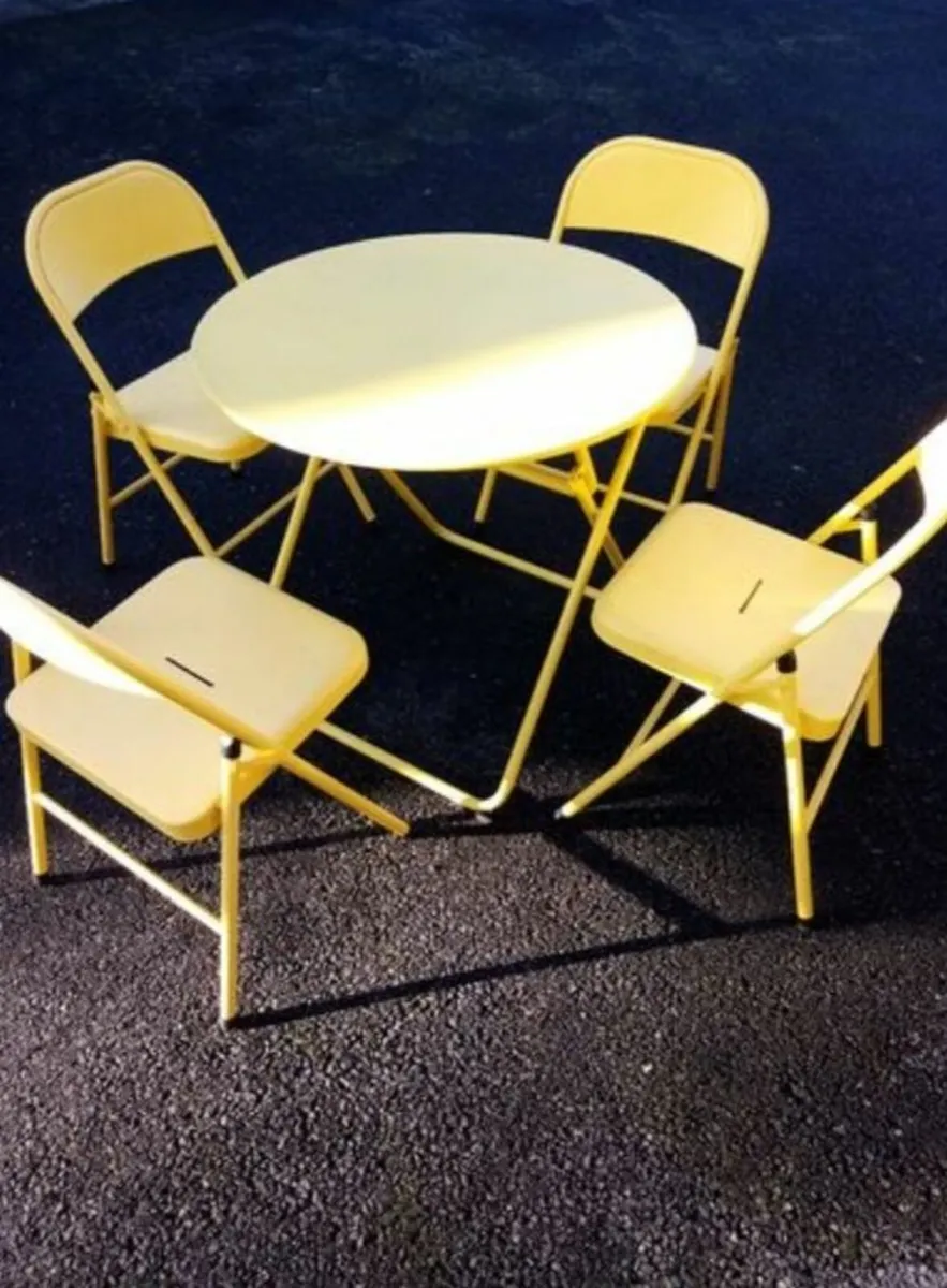 Metal Folding Table and 4 chairs - Image 1
