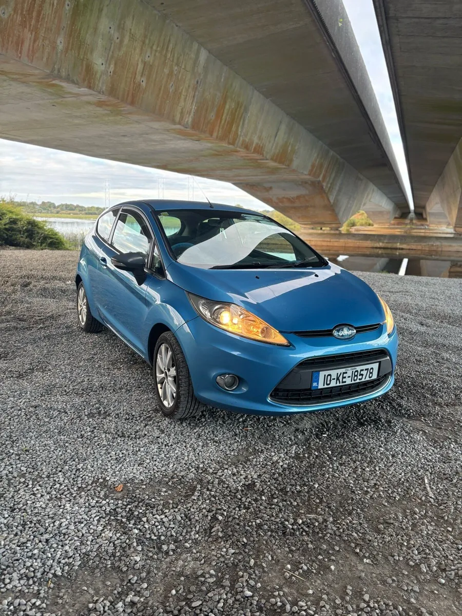 Ford Fiesta Blue - Image 1