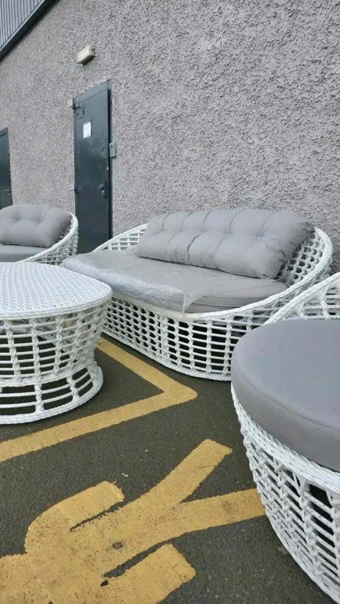 Rattan Garden furniture set brand new - Image 1