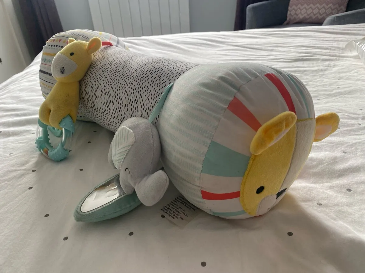 Baby tummy time pillow - Image 2