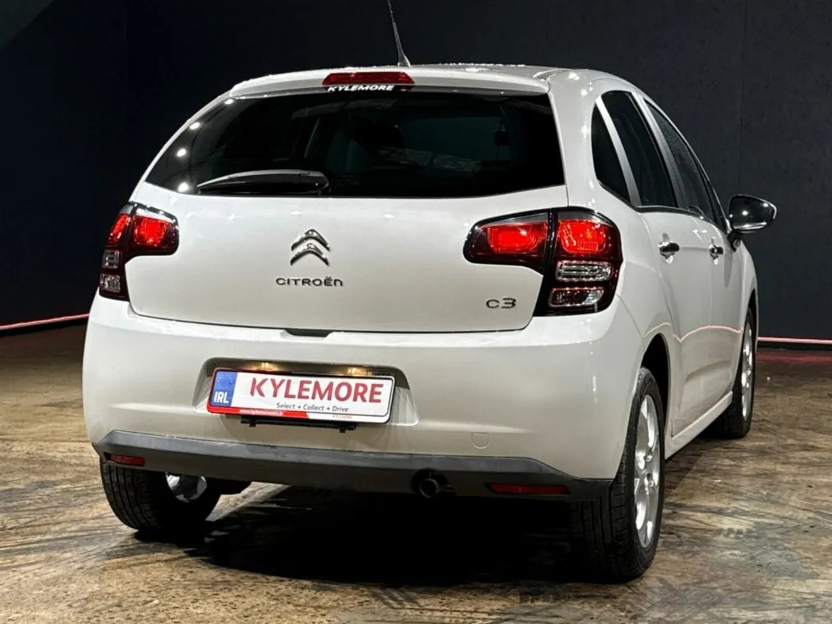 Citroen C3 AUTOMATIC 1.2L PETROL - FULL BLACK LEAT - Image 4