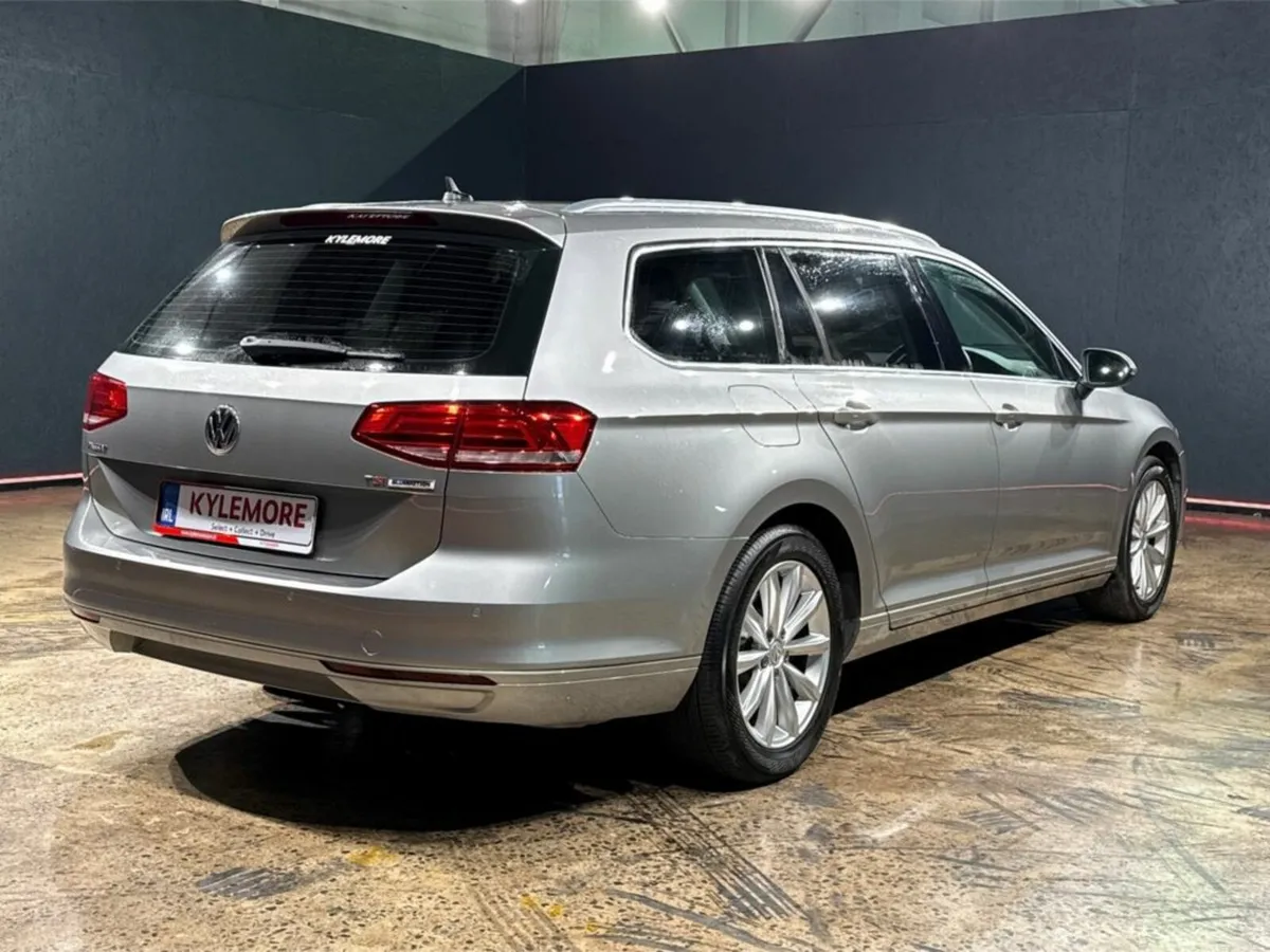 Volkswagen Passat AUTOMATIC 1.4L TSI - LUXURY ESTA - Image 4
