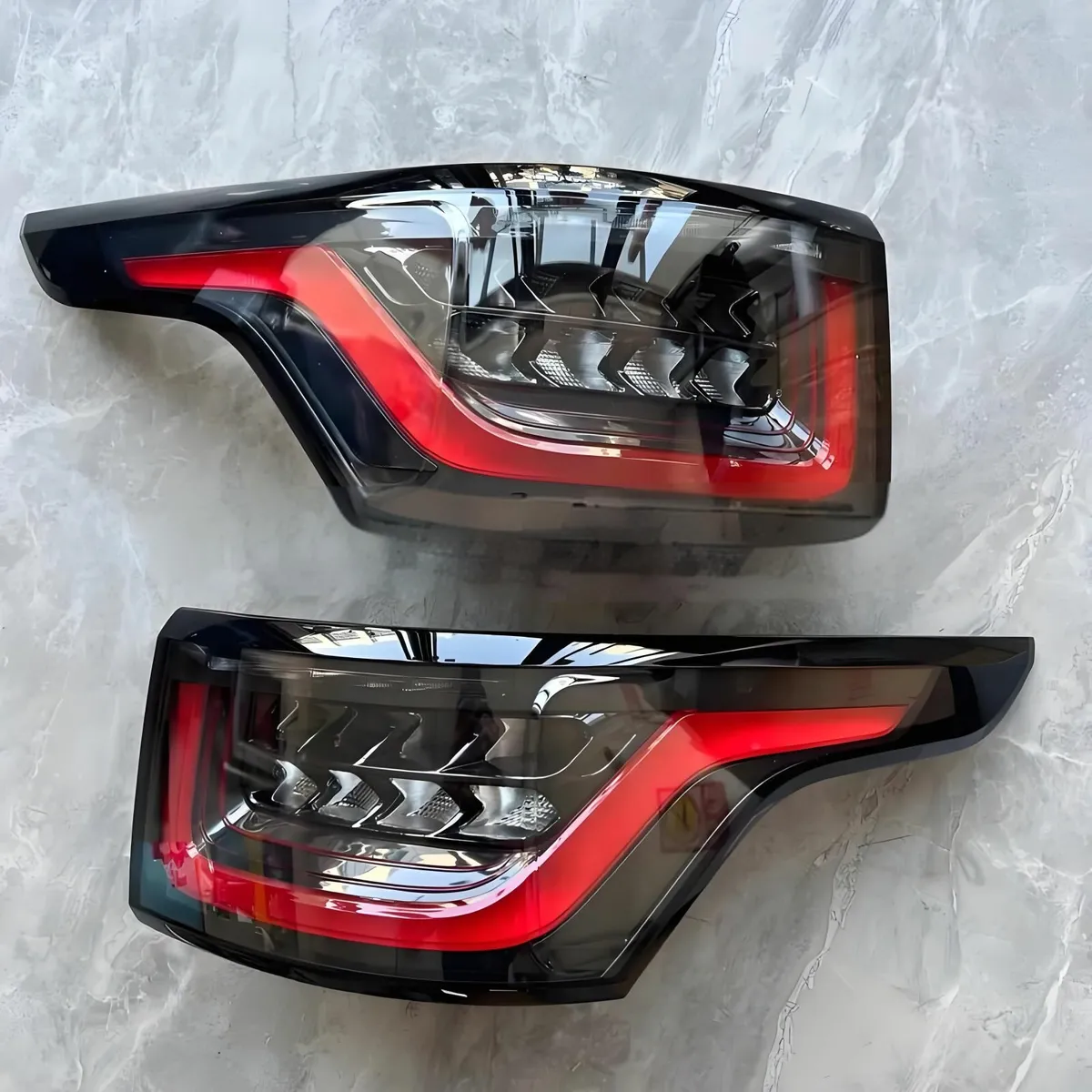 range rover & mercedes  tail  light  defener bodyk - Image 1