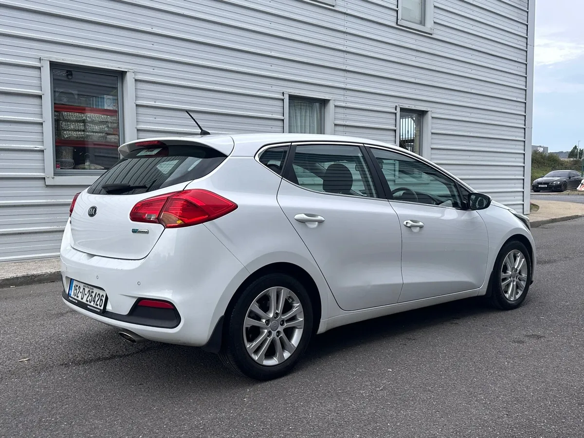 152 Kia Ceed NCT 12/25 - Image 4