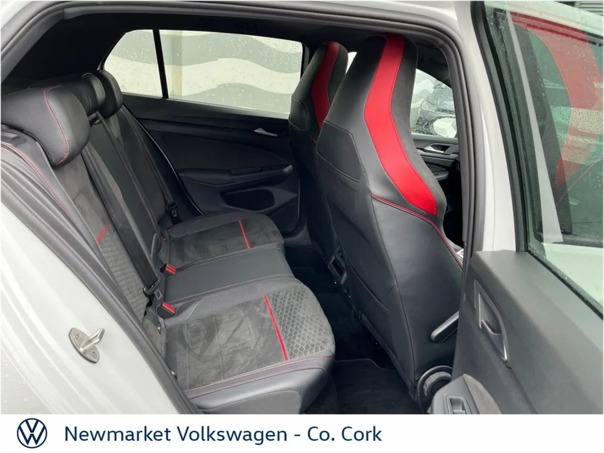 Volkswagen Golf GTI Clubsport 2.0tsi 300BHP DSG S - Image 4